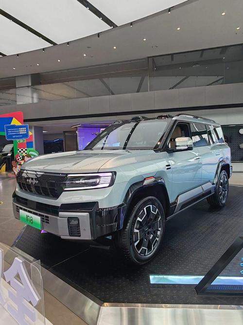惠州119比亚迪方程豹硬派越野的爆款，英菲尼迪35周年与你共成长